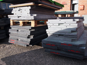 Snooker table slates